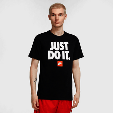 T-SHIRT NIKE