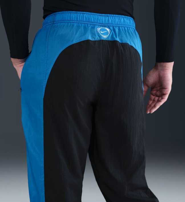 PANTALONE NIKE IN TESSUTO AM