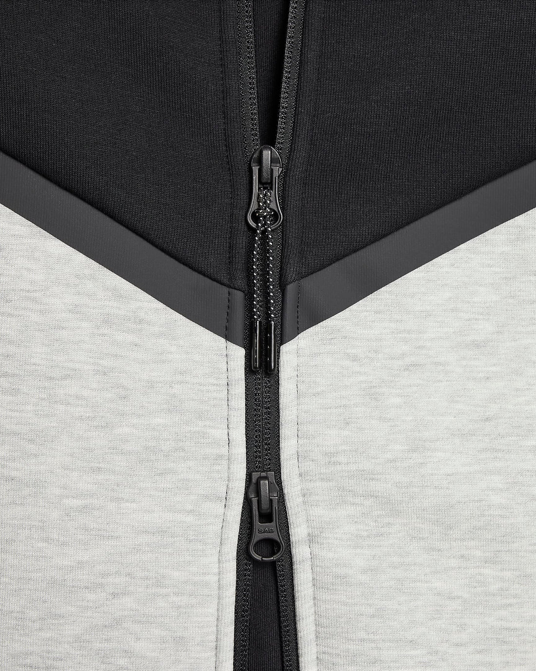 FELPA NIKE TECH WINDRUNNER