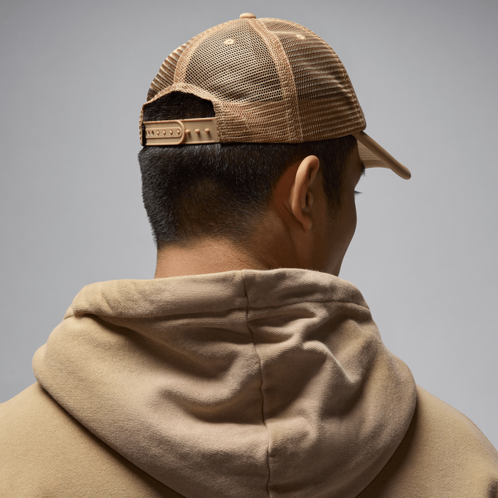 CAPPELLO NIKE JAN JORDAN FOAM TRUCKER