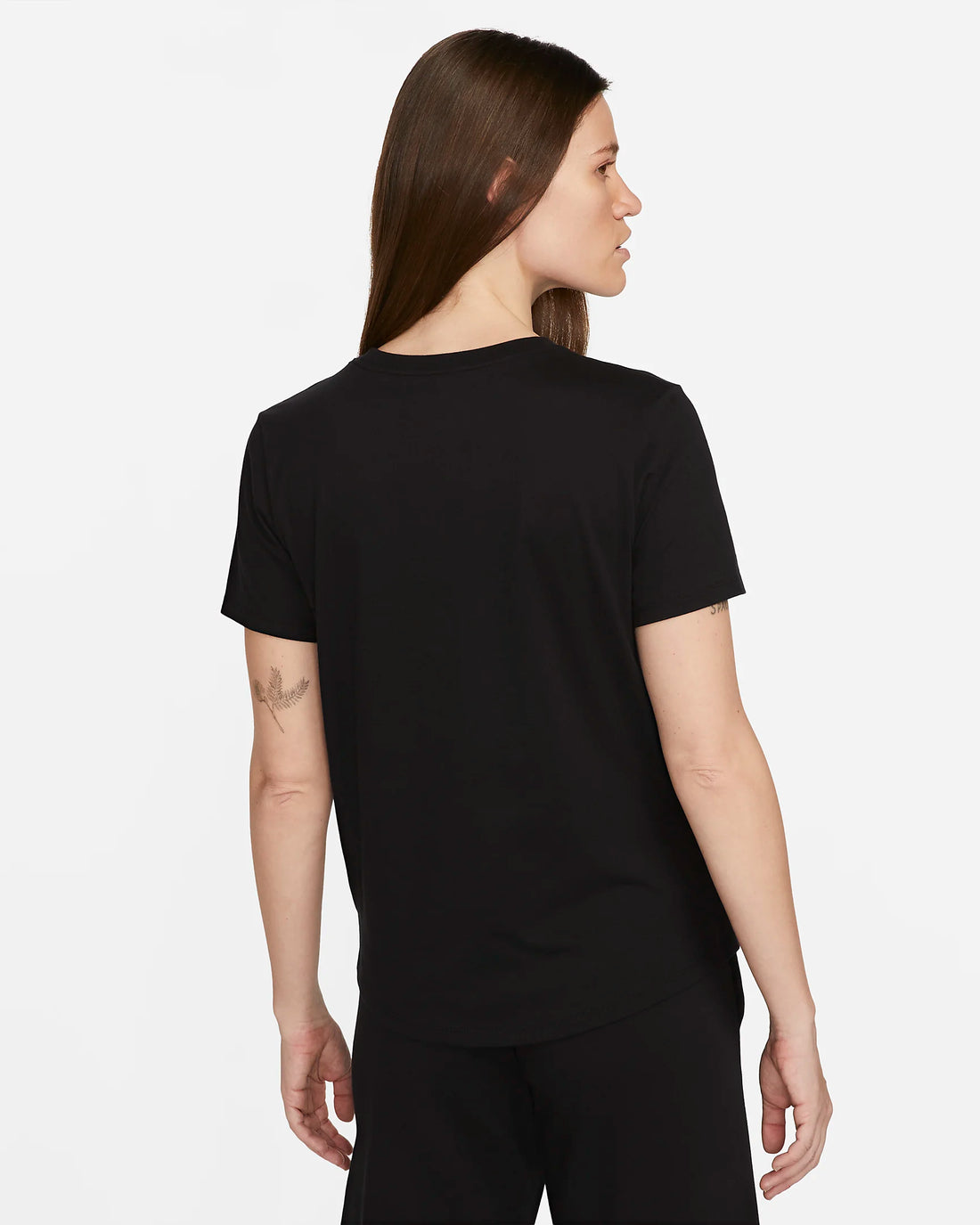 T-SHIRT CON LOGO NIKE SPORTSWEAR ESSENTIALS WOMEN'S