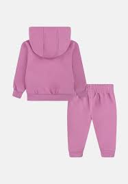 TUTA COMPLETA NIKE