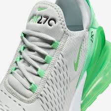 SCARPE NIKE AIR MAX 270