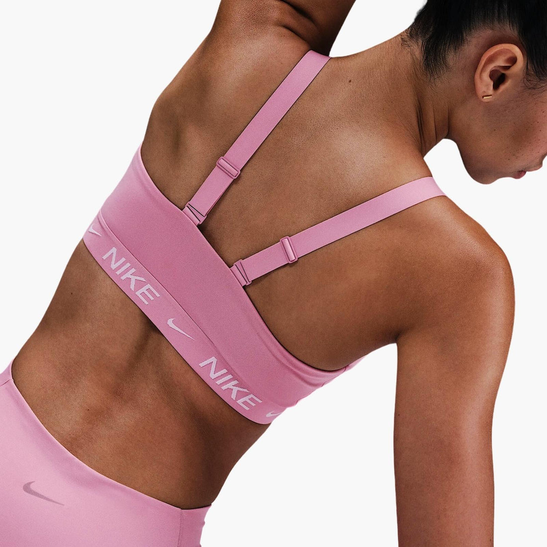 TOP NIKE INDY